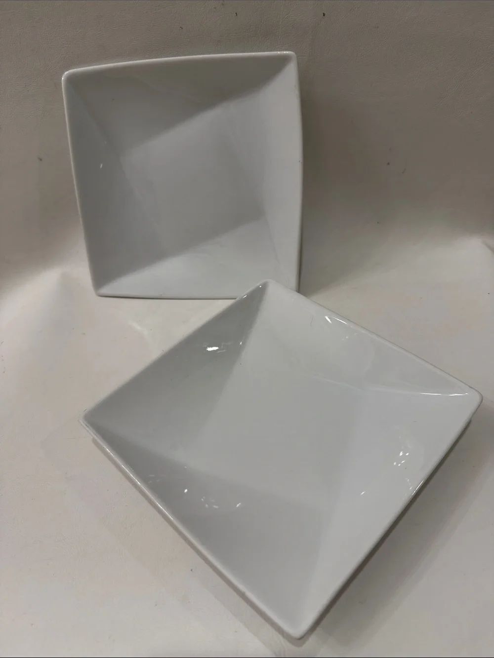 Crate&Barrel Rotate Angled Edge White Square Ceramic Appetizer  Plates 6 3/4 In